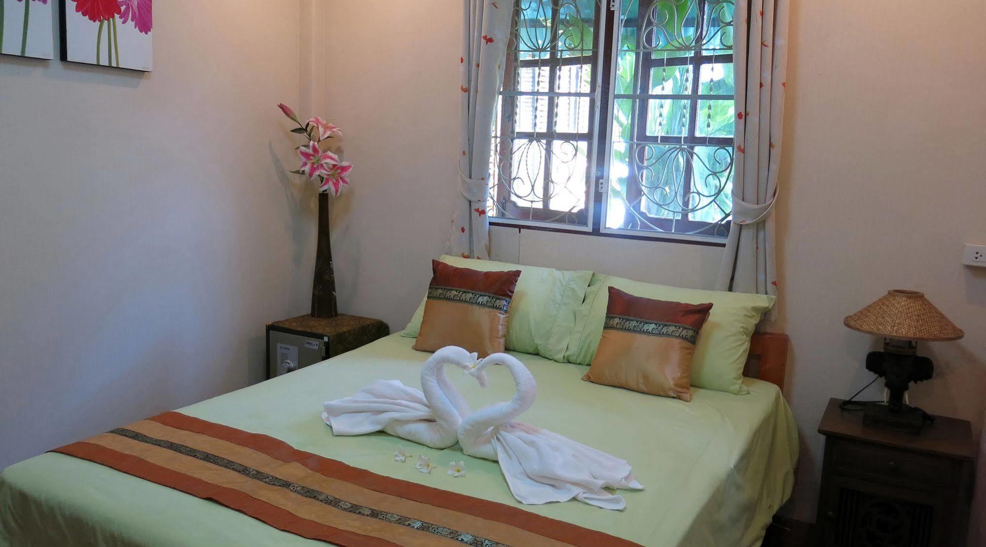 Grand Lanna Hotel Chiang Mai Buitenkant foto